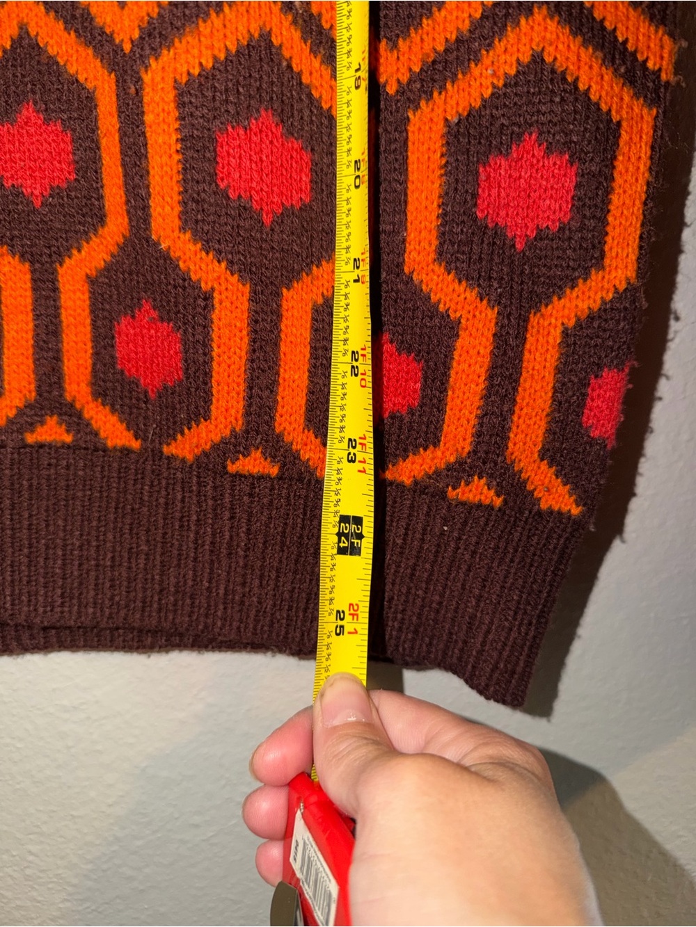 Shredders The Shining Overlook Hotel Axes Vintage Horror Sweater Halloween King - Picture 6 of 9